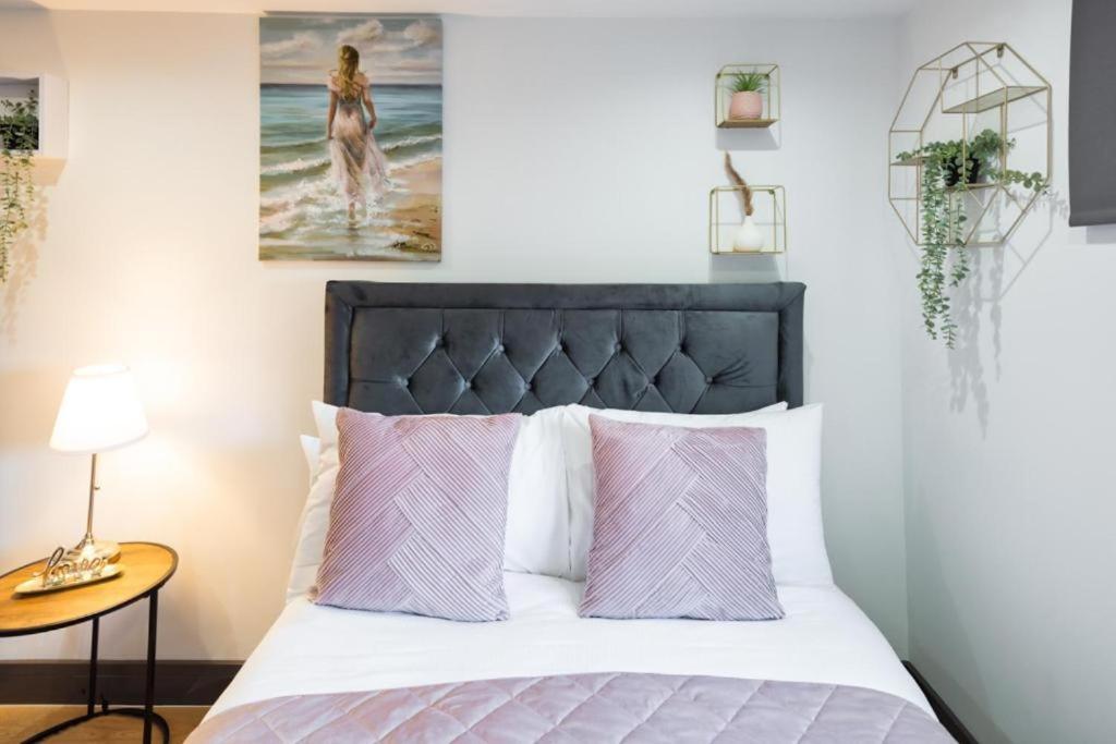 Heathrow Guest House - Oakway Feltham Εξωτερικό φωτογραφία