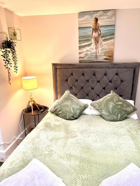 Heathrow Guest House - Oakway Feltham Εξωτερικό φωτογραφία